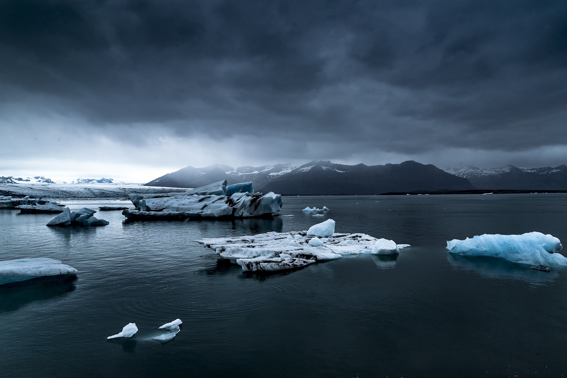 Ice Land